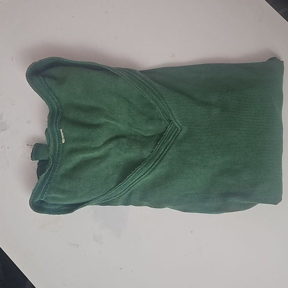 2 Women's Long Sleeve Tops...Black And Green - Picture 6 of 10